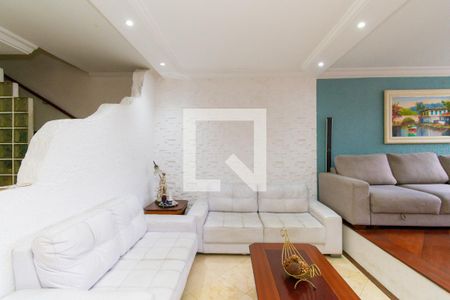 Sala de casa à venda com 4 quartos, 250m² em Vila Prudente, São Paulo