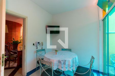 Casa à venda com 250m², 4 quartos e 3 vagasCozinha / Copa