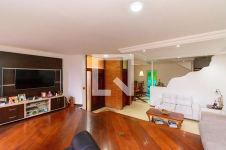 Sala de casa à venda com 4 quartos, 250m² em Vila Prudente, São Paulo