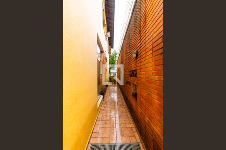 Casa à venda com 250m², 4 quartos e 3 vagasCorredor Externo