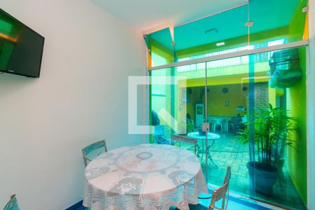 Casa à venda com 250m², 4 quartos e 3 vagasCozinha / Copa