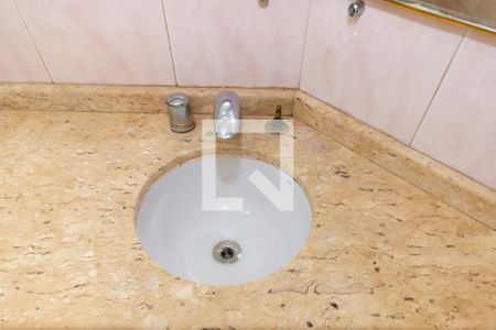 Casa à venda com 250m², 4 quartos e 3 vagasBanheiro 2