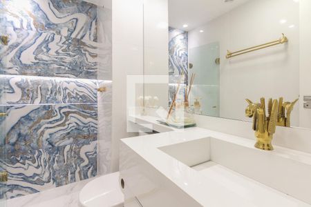 Apartamento à venda com 72m², 3 quartos e 1 vaga Apartamento à venda com 72m², 3 quartos e 1 vagaBanheiro Social