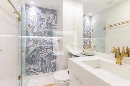 Apartamento à venda com 72m², 3 quartos e 1 vaga Apartamento à venda com 72m², 3 quartos e 1 vagaBanheiro Social