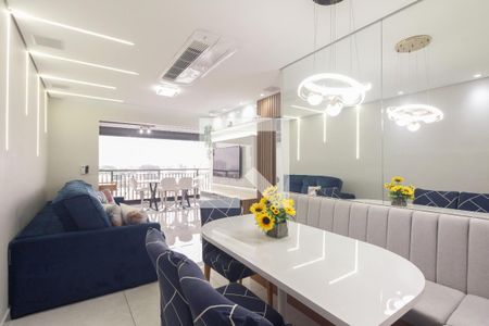 Sala  de apartamento à venda com 3 quartos, 72m² em Vila Esperança, São Paulo