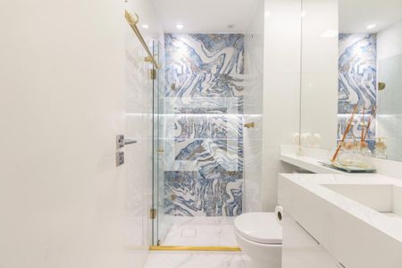 Apartamento à venda com 72m², 3 quartos e 1 vaga Apartamento à venda com 72m², 3 quartos e 1 vagaBanheiro Social