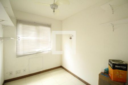 Quarto 2 de apartamento para alugar com 3 quartos, 70m² em Jacarepaguá, Rio de Janeiro