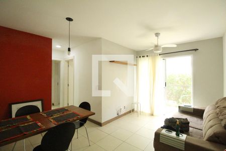 Sala de apartamento para alugar com 3 quartos, 70m² em Jacarepaguá, Rio de Janeiro