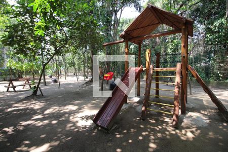 Apartamento para alugar com 70m², 3 quartos e 1 vaga Apartamento para alugar com 70m², 3 quartos e 1 vagaÁrea comum - Playground