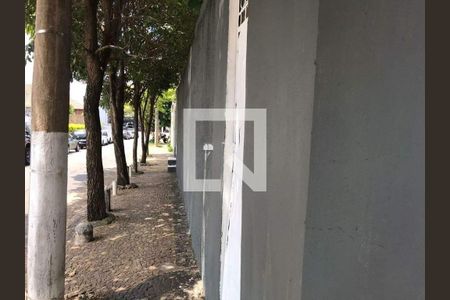 Casa à venda com 129m², 3 quartos e 5 vagas