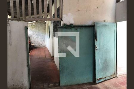 Casa à venda com 129m², 3 quartos e 5 vagas