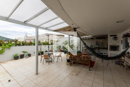 Apartamento à venda com 153m², 2 quartos e 1 vagaVaranda da Sala