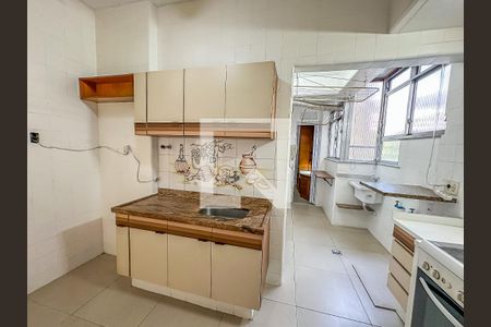 Apartamento à venda com 80m², 2 quartos e sem vagaCozinha