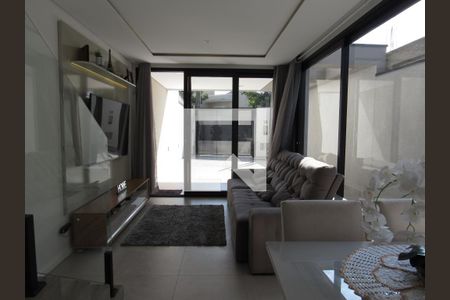 Sala de casa à venda com 3 quartos, 130m² em Novo Osasco, Osasco