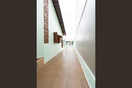 Casa à venda com 183m², 3 quartos e 4 vagas Casa à venda com 183m², 3 quartos e 4 vagasÁrea comum