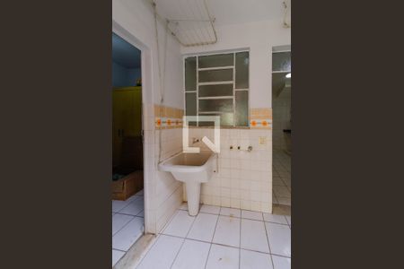 Casa de condomínio para alugar com 80m², 3 quartos e 1 vagaÁrea de serviço
