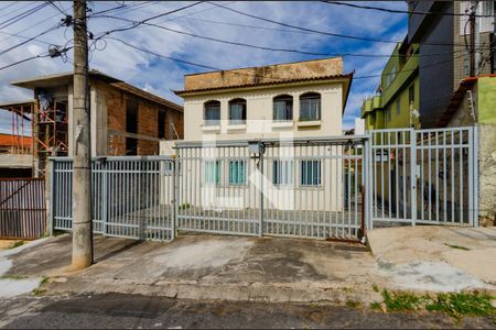 Casa de condomínio para alugar com 80m², 3 quartos e 1 vagaFachada