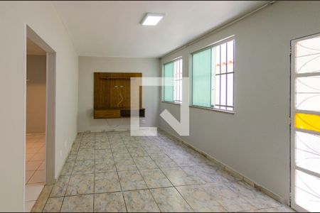Sala de casa de condomínio para alugar com 3 quartos, 80m² em Caiçaras, Belo Horizonte