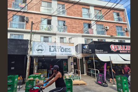 Apartamento à venda com 35m², 1 quarto e sem vaga Apartamento à venda com 35m², 1 quarto e sem vagaFachada