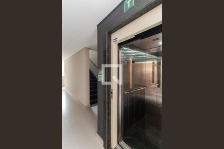 Apartamento à venda com 31m², 1 quarto e 1 vaga Apartamento à venda com 31m², 1 quarto e 1 vagaÁrea comum
