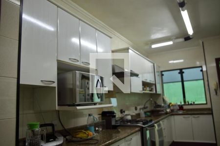 Casa à venda com 252m², 3 quartos e 4 vagasCozinha - Armários