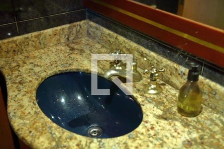 Casa à venda com 252m², 3 quartos e 4 vagasLavabo da Sala