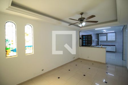 Casa à venda com 180m², 2 quartos e 2 vagasCopa