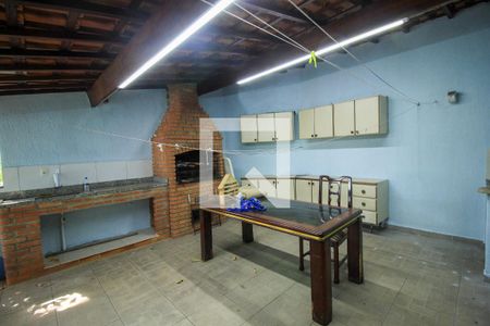 Casa à venda com 180m², 2 quartos e 2 vagasChurrasqueira