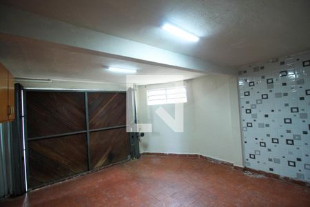 Casa à venda com 180m², 2 quartos e 2 vagasGaragem