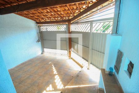 Casa à venda com 180m², 2 quartos e 2 vagasGaragem