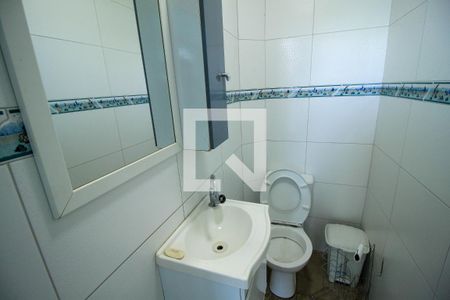 Casa à venda com 180m², 2 quartos e 2 vagasBanheiro 2
