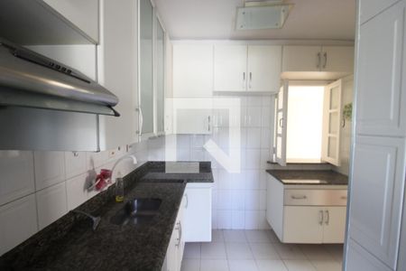 Apartamento à venda com 75m², 3 quartos e 1 vagaCozinha