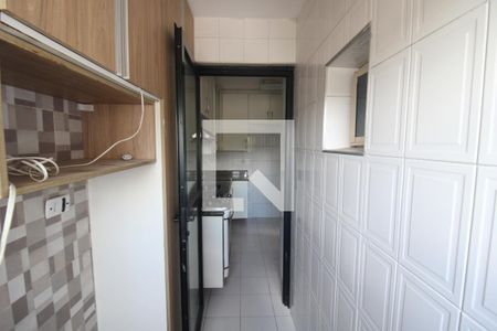 Apartamento à venda com 75m², 3 quartos e 1 vagaÁrea de Serviço