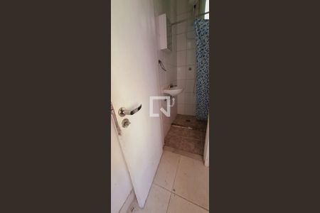 Casa à venda com 300m², 6 quartos e 2 vagas Casa à venda com 300m², 6 quartos e 2 vagasBanheiro 4