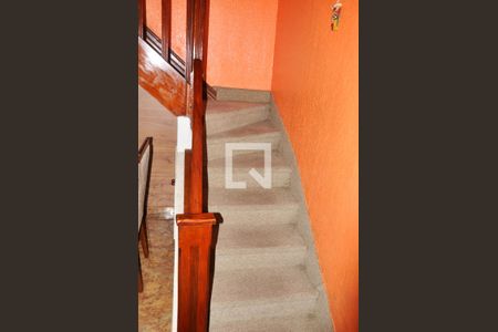 Casa à venda com 240m², 3 quartos e 1 vagaEscada