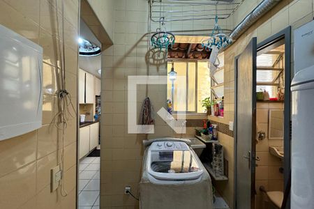 Apartamento à venda com 122m², 3 quartos e 1 vaga Apartamento à venda com 122m², 3 quartos e 1 vagaÁrea de Serviço