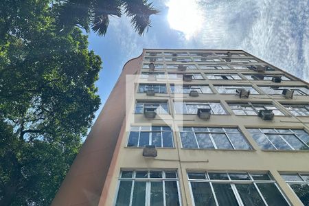 Apartamento à venda com 122m², 3 quartos e 1 vaga Apartamento à venda com 122m², 3 quartos e 1 vagaFachada
