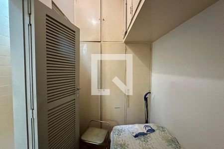 Apartamento à venda com 122m², 3 quartos e 1 vaga Apartamento à venda com 122m², 3 quartos e 1 vagaQuarto de Serviço