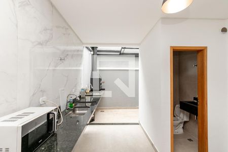 Cozinha de casa à venda com 3 quartos, 100m² em Jardim Aeroporto, São Paulo