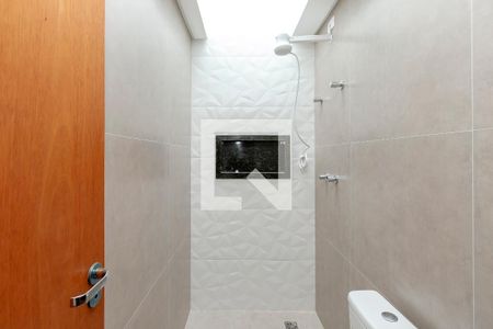 Casa para alugar com 100m², 3 quartos e 2 vagas Casa para alugar com 100m², 3 quartos e 2 vagasBanheiro da Suíte 1