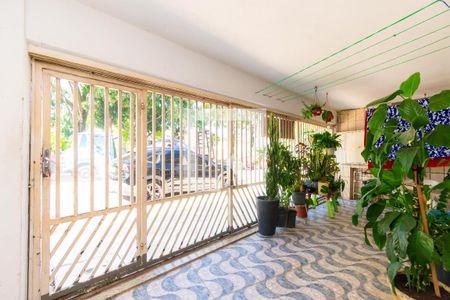 Casa para alugar com 100m², 1 quarto e 1 vagaEntrada