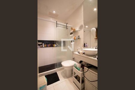 Apartamento à venda com 61m², 1 quarto e sem vagaBanheiro social