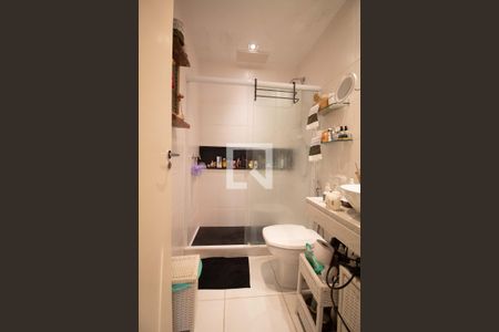 Apartamento à venda com 61m², 1 quarto e sem vagaBanheiro social