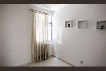 Quarto de apartamento à venda com 3 quartos, 115m² em Santo Antônio, Belo Horizonte