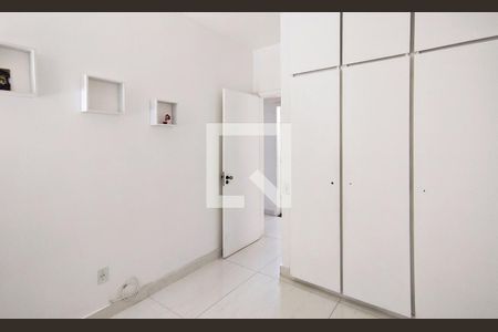 Quarto de apartamento à venda com 3 quartos, 115m² em Santo Antônio, Belo Horizonte