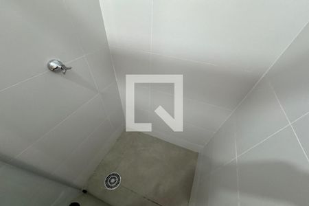 Apartamento para alugar com 58m², 2 quartos e 1 vaga Apartamento para alugar com 58m², 2 quartos e 1 vagaBanheiro da Suíte