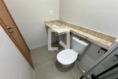 Apartamento para alugar com 58m², 2 quartos e 1 vaga Apartamento para alugar com 58m², 2 quartos e 1 vagaBanheiro da Suíte