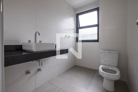 Casa de condomínio à venda com 275m², 3 quartos e 2 vagas Casa de condomínio à venda com 275m², 3 quartos e 2 vagasBanheiro