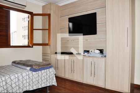 Casa à venda com 228m², 3 quartos e 5 vagasSuíte 3