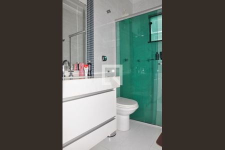 Casa à venda com 228m², 3 quartos e 5 vagasBanheiro da Suíte 3